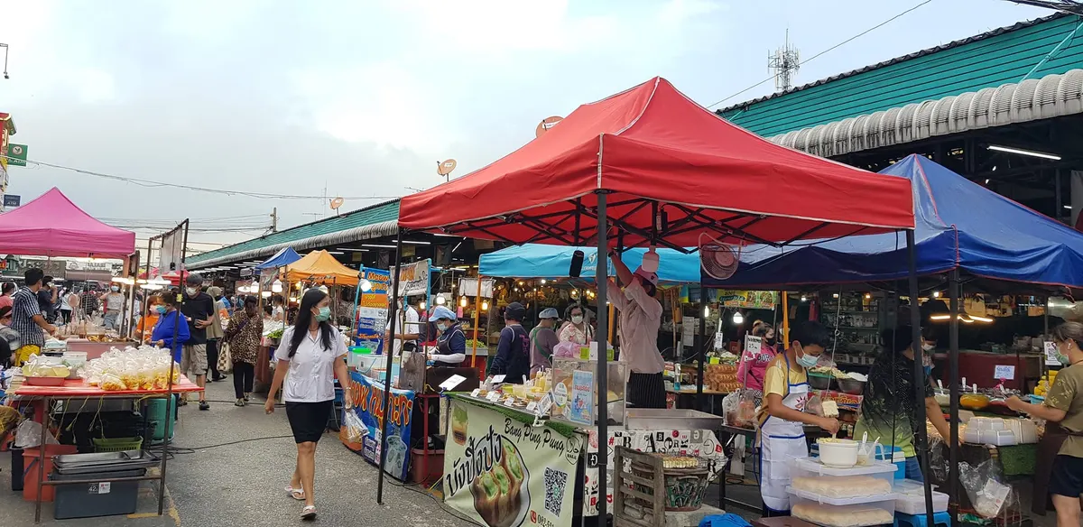 ตลาดมีนบุรี