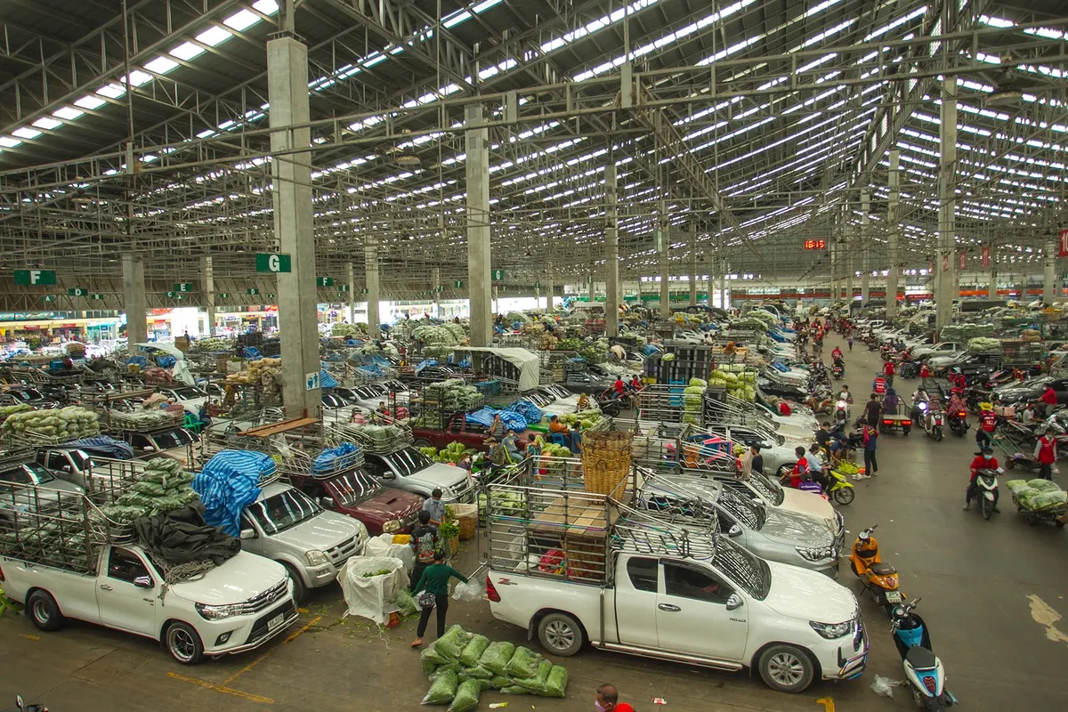 ตลาดสี่มุมเมือง