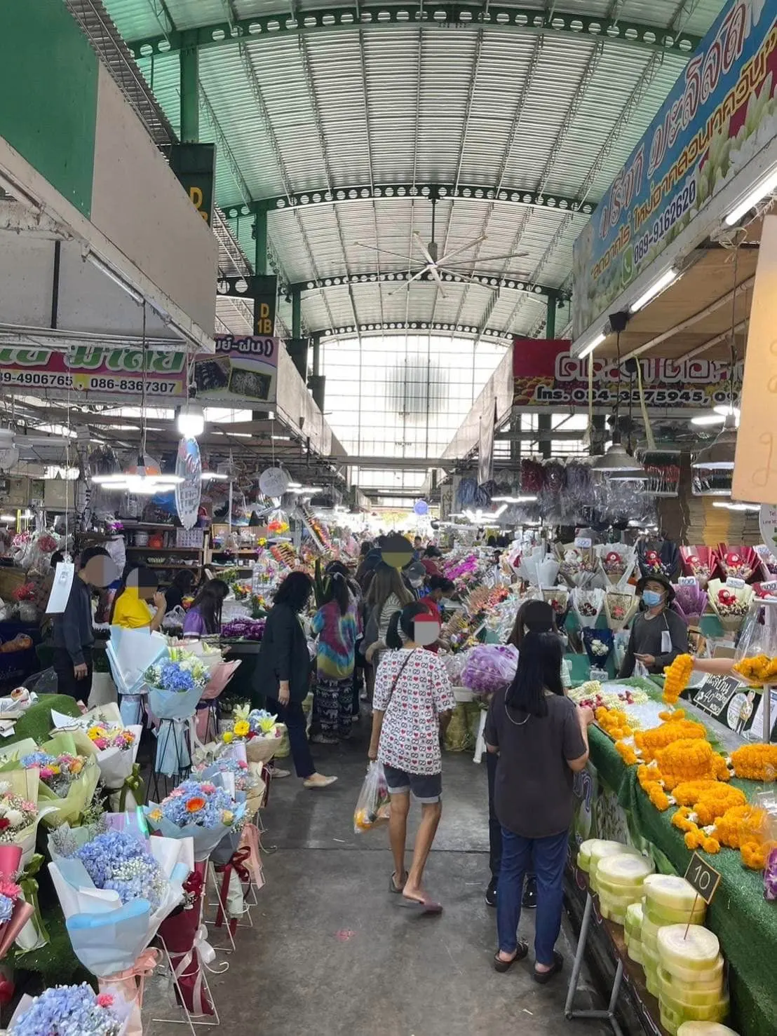 ตลาดดอกไม้ปากคลองตลาดใหม่