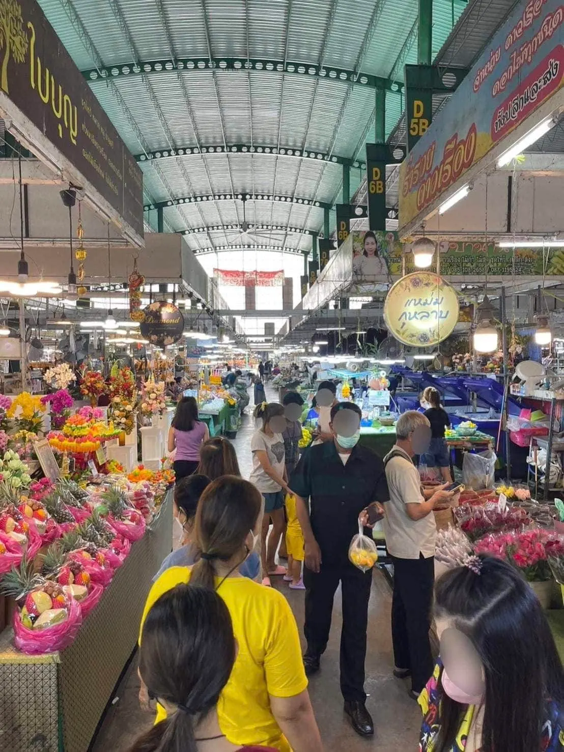 ตลาดดอกไม้ปากคลองตลาดใหม่