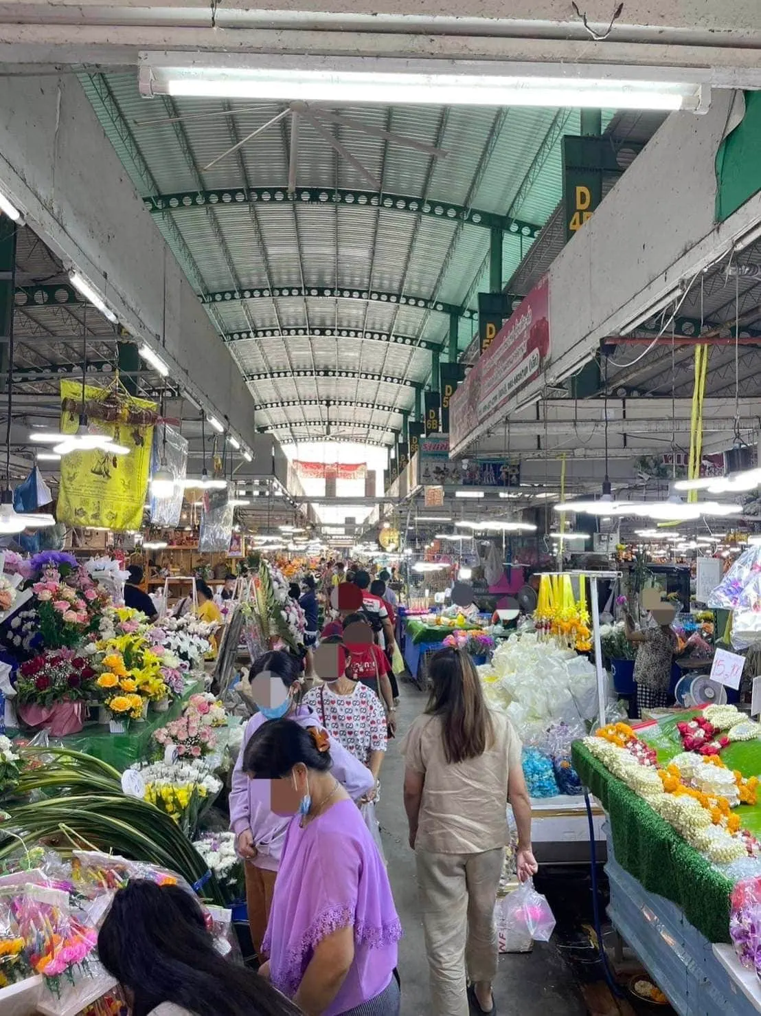 ตลาดดอกไม้ปากคลองตลาดใหม่