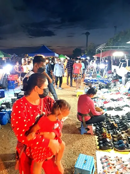 ตลาดนัดคลองถมคลอง16