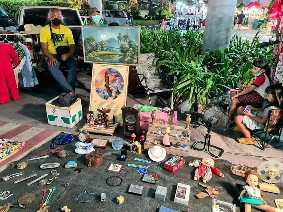 ตลาดนัดคลองถมเซียร์รังสิต