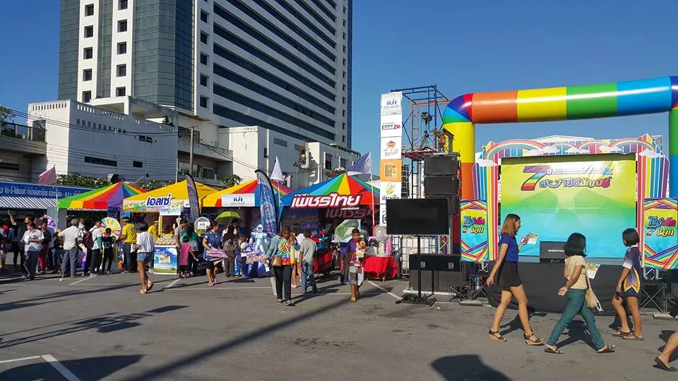 ตลาดลีวัฒนา Leewattanamarket