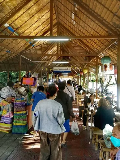 ตลาดน้ำ2คลอง วัดตลิ่งชัน