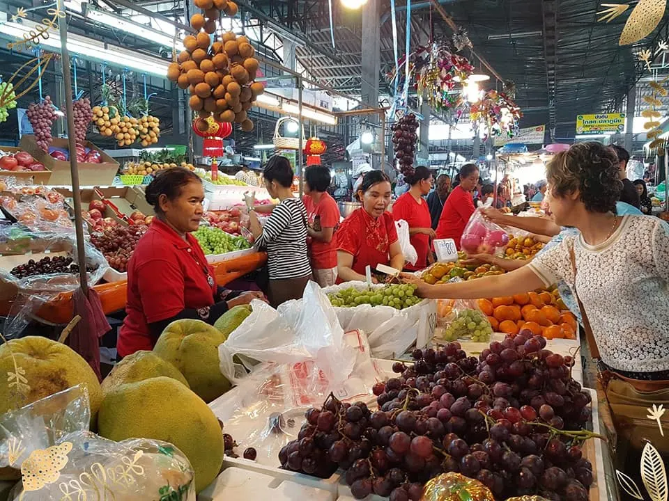ตลาดสี่แยกทศกัณฑ์