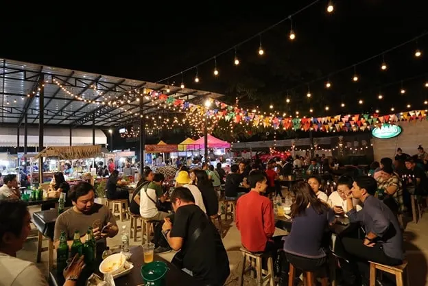 ตลาดก้ามปู