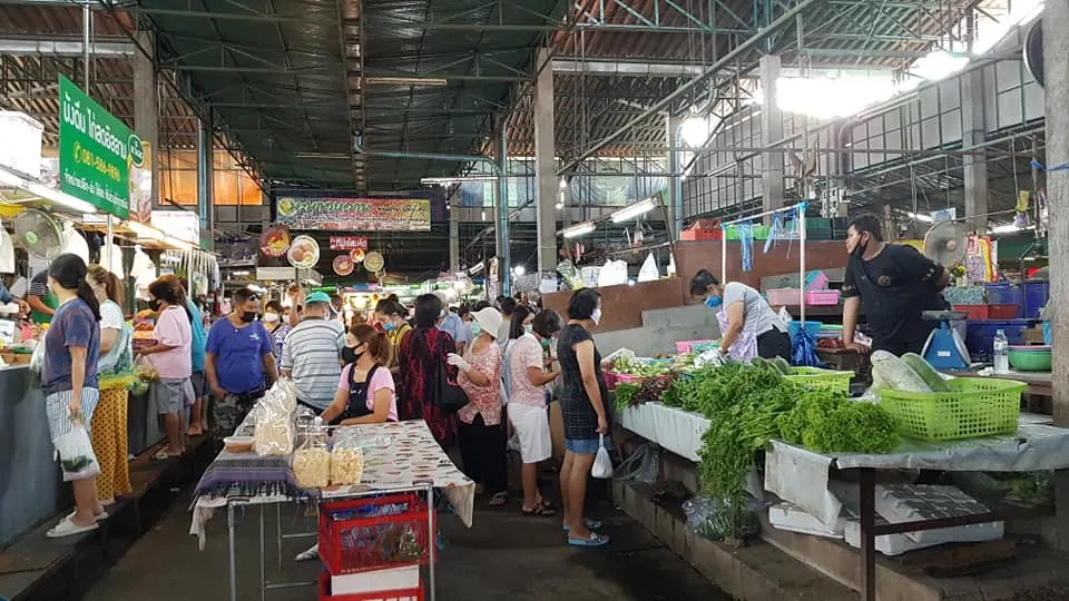 ตลาดทศกัณฑ์สาย2