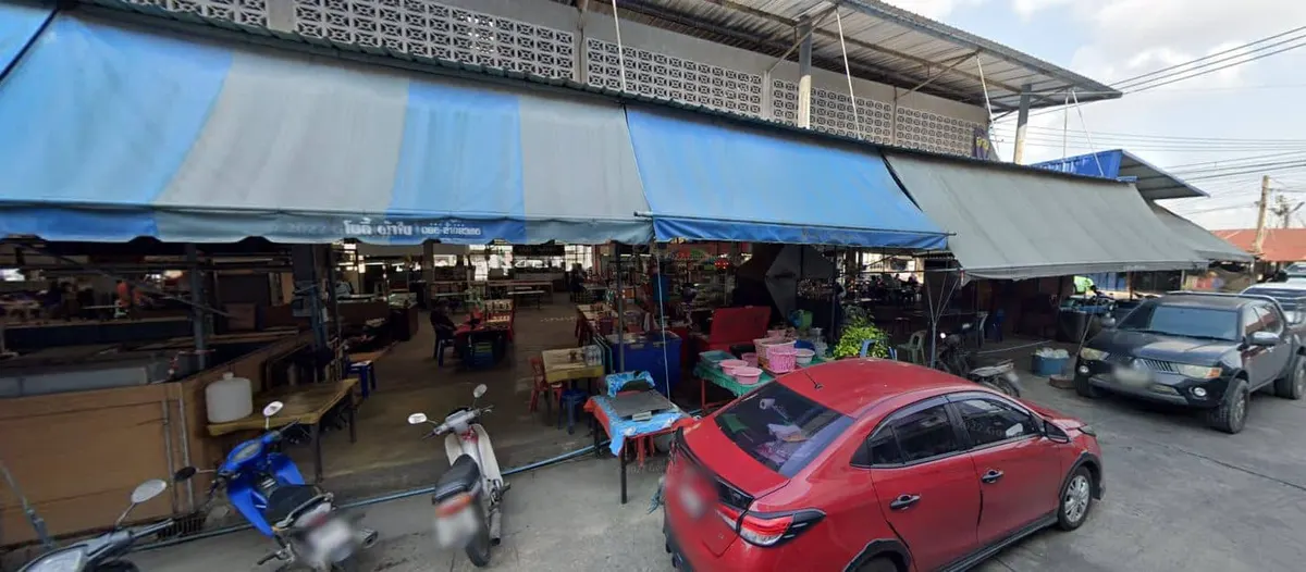 ตลาดพระศูนย์การค้าระยอง