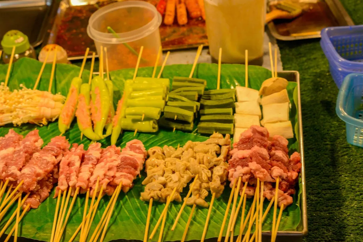 ตลาดนัดคลองถมพัทยา