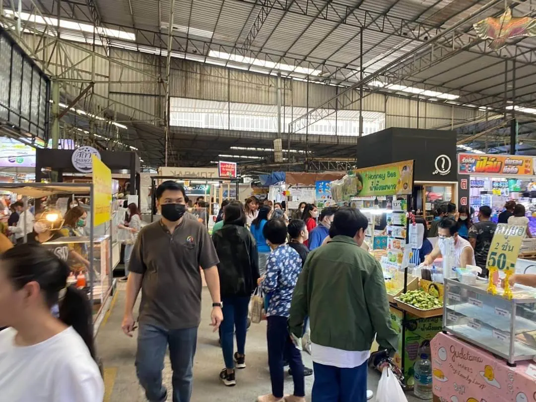 บรรยากาศ ตลาดรวมทรัพย์