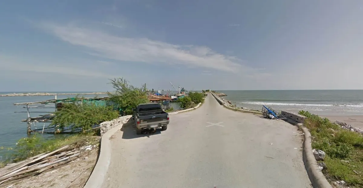สะพานปลาชะอำ